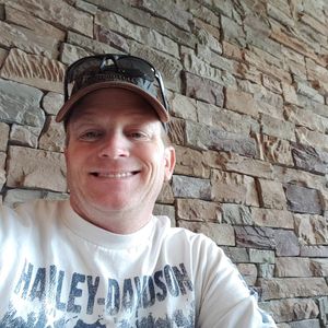 Greg Tenore