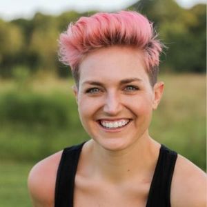 Taylor Bikowski (Name / Tae / Tem)