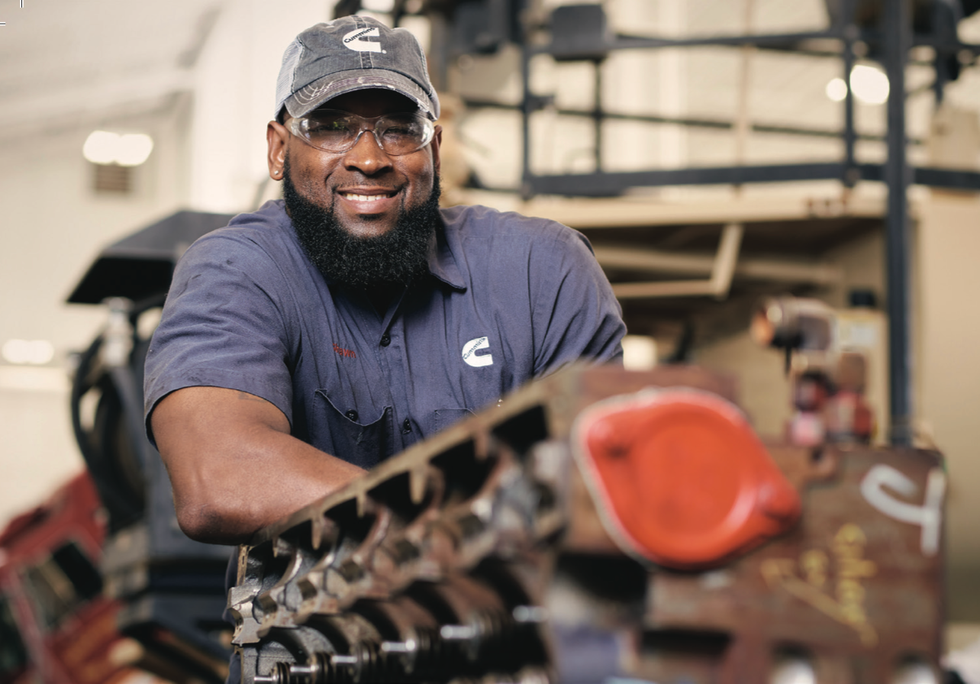 Cummins employee taking part in Dod Skillbridge, allowing active duty military to spend the last 3-6 months of service working at a corporate partner gaining valuable industry work experience and skills.