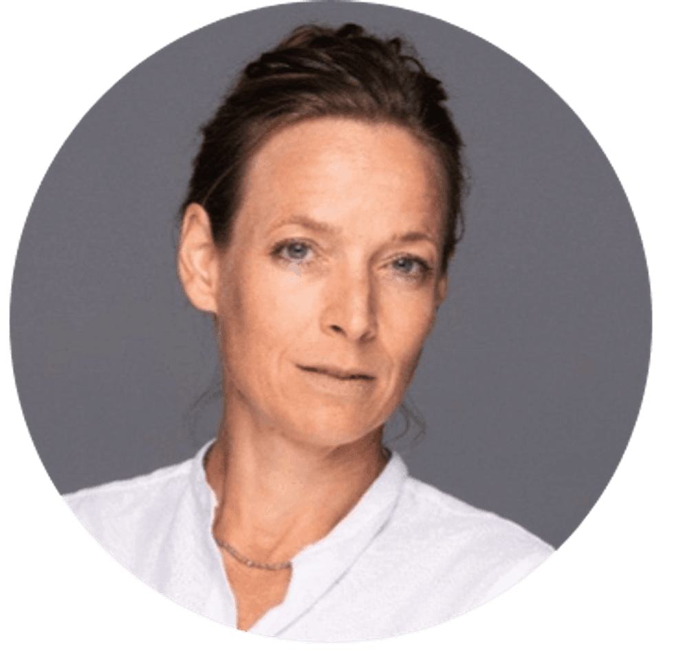 Dr. Angelika